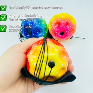 Ballon de handball élastique à retour rapide en PU souple, haute performance, avec sangle réglable, pour enfants, idéal pour les loisirs et les jeux sportifs en extérieur – Vente chaude - Product Image 3