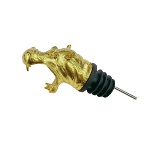 Bouchon de bouteille en acier inoxydable en forme d'hippopotame avec <span class=keywords><strong>bec</strong></span> <span class=keywords><strong>verseur</strong></span>, outil de barman personnalisé pour le vin rouge et les spiritueux - Product Image 2