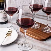 Ensemble de verres à vin en cristal de style européen moderne et classique Tasse à gobelet élégante pour usage domestique et restaurants Conception de marque flottante