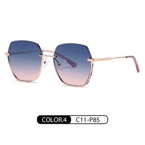 Lunettes de <span class=keywords><strong>soleil</strong></span> de luxe à la mode pour femmes Demi-monture Métal Or ou Blanc Couleur Lunettes élégantes - Product Image 6