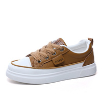 YQ30 mocassins décontractés chaussures de planche en cuir PU blanc avec semelle surélevée mince durable et polyvalent pour les saisons de printemps et d'automne