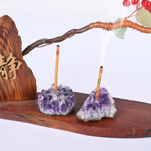 Soporte de Incienso de Piedra Natural Hecho a Mano con Amatista para Aromaterapia y Decoración del Hogar - Product Image 1