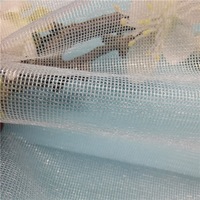 Tissu en maille hexagonale à gros trous 100 % polyester blanc 33 g/m² 1 mm pour sacs à linge et sacs de rangement