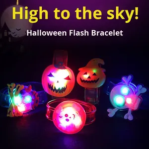 Giáng sinh dạ quang LED nhấp nháy Đồng hồ đeo tay Xuyên biên giới trẻ em Đồ chơi bằng nhựa 19cm nhà máy Quà Tặng phim hoạt hình - Product Image 3