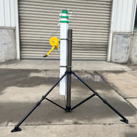 Mât de levage manuel à manivelle avec trépied, charge utile 30 kg, avec treuil manuel pour levage jusqu'à 3 m ou 6 m pour l'éclairage ou la surveillance