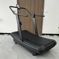 Tapis roulant commercial incurvé à alimentation directe d'usine, manuel, non motorisé, auto-alimenté, pour l'entraînement en salle de sport