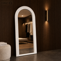 Miroir pleine longueur arqué en gros, cadre en bois MDF blanc, taille personnalisée, OEM ODM, miroir sur pied HD pour hôtel et dressing