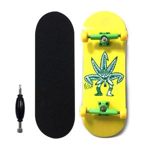 Planche de bois de 34mm personnalisée <span class=keywords><strong>Pro</strong></span> Professional Mini <span class=keywords><strong>Tech</strong></span> <span class=keywords><strong>Deck</strong></span> Madera Series Finger Skateboard Toy Wood Series Climbing <span class=keywords><strong>Deck</strong></span> Fingerboard - Product Image 1