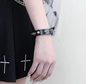 <span class=keywords><strong>Bracelet</strong></span> rond en <span class=keywords><strong>cuir</strong></span> noir pour femmes et hommes, style punk, clouté, bracelets à la mode, bracelets modernes - Product Image 5