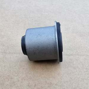 บูชช่วงล่างอีซูซุ 8-97220077-0 เหล็กแมงกานีส สำหรับเปลี่ยนซ่อม - Product Image 1
