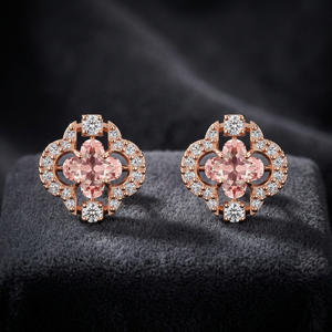 Boucles d'oreilles clous en verre rose plaqué or rose, taille ovale, avec halo de diamants taille brillant rond, bijoux pour femme - Product Image 3
