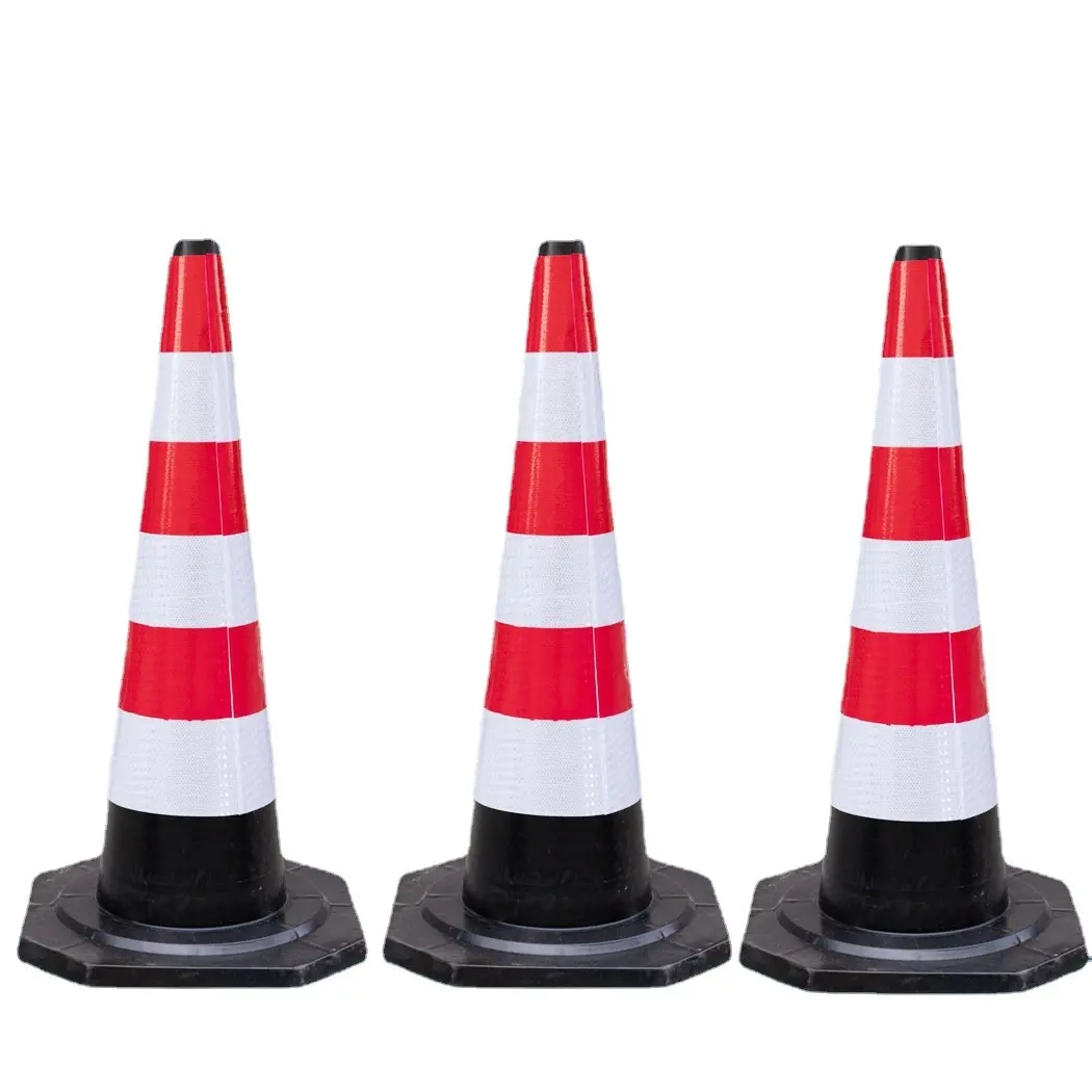 2023 Safety warning Barricade cone No parking ice cream cone safety construction alarm Shows conical rubber road cone