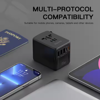 Vente en gros 35W PD Type C 3.1A USB Adaptateur de voyage universel 4 ports USB UK Aus US EU Plugs Convertisseurs internationaux Sortie 65W