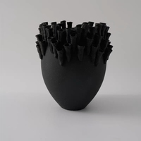Vase de table en céramique de luxe, fait main, en porcelaine haute température, avec glaçure mate, design texturé artistique, moderne, étanche et unique