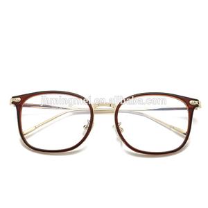 Monturas de Gafas de Diseño Retro de Calidad para Hombre y Mujer - Product Image 4