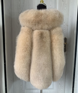 <span class=keywords><strong>Gilet</strong></span> in Vera Pelliccia di Volpe <span class=keywords><strong>Beige</strong></span> Chiaro per <span class=keywords><strong>Donna</strong></span>, Autunno e Inverno, Vendita all'Ingrosso - Product Image 4