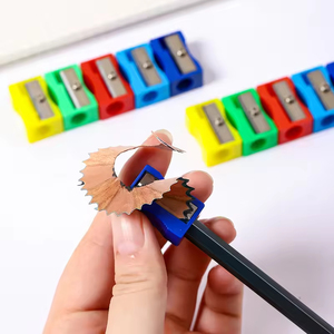 <span class=keywords><strong>Taille</strong></span>-<span class=keywords><strong>crayon</strong></span> rectangulaire en plastique carré de petite <span class=keywords><strong>taille</strong></span>, directement de l'usine, 641, fournitures scolaires pratiques - Product Image 3