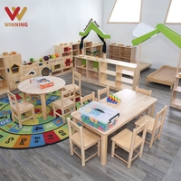 Ensemble de meubles de classe en contreplaqué de bouleau Montessori pour garderie, table, chaise, étagère de rangement pour maternelle, centre d'apprentissage préscolaire
