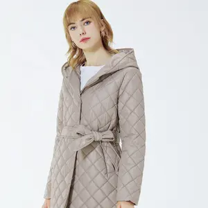 2022 Custom special design diamond lattice slim fit cotton-padded hood belt classic coat for women winter
