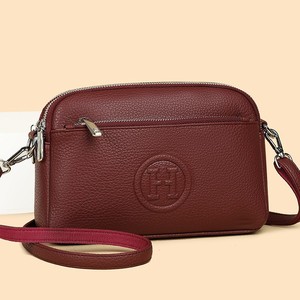 <span class=keywords><strong>Sac</strong></span> bandoulière <span class=keywords><strong>femme</strong></span> tendance 2025 – Nouveau style polyvalent, simple, en <span class=keywords><strong>cuir</strong></span>, avec lettres, fermeture éclair, style coréen - Product Image 6
