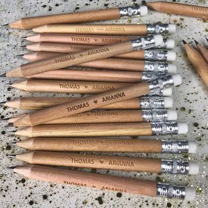 Crayons en bois gravés avec logo personnalisé, vente en gros, crayons courts portables pour enfants, mine HB, finition bois de qualité supérieure - Product Image 2
