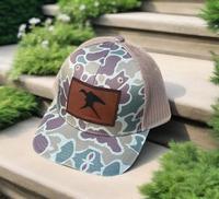 Casquette de chasse camouflage 6 panneaux Performance en gros avec logo patch en cuir personnalisé, casquette trucker en toile de coton marron camouflage pour la pêche