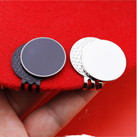 Marqueur de balle en métal à thème mode, vente en gros d'usine, 25 mm, avec logo imprimé en relief et émail, base blanche/noire, clip pour casquette, pour le golf et le sport