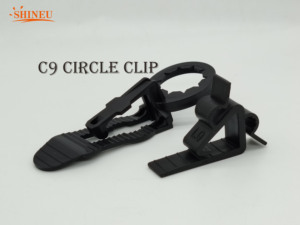 Clips para Luces Navideñas Shineu de Grado Comercial C9, Ganchos para Canaletas de Polímero Resistentes a la Intemperie, 2700K Blanco Cálido Suave, CRI 80, CA 110V, para Exteriores - Product Image 1