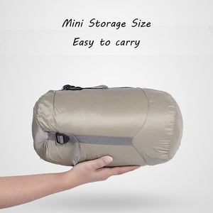 Indossabile Coperta Con Cappuccio Poncho Cappotto di Campeggio Esterna Calore Capo Del Mantello Del <span class=keywords><strong>Sacco</strong></span> <span class=keywords><strong>A</strong></span> <span class=keywords><strong>Pelo</strong></span> <span class=keywords><strong>Per</strong></span> <span class=keywords><strong>Adulti</strong></span> - Product Image 5