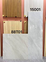 Carrelage d'escalier en porcelaine 1350x300 de Foshan, taille personnalisée, carrelage de nez de marche pleine masse avec rainure pour marche et contremarche