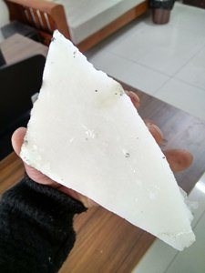 Industrial Grade Refined Paraffin Wax Fully and Semi Refined Forms for Candle Cosmetic Coating Applications - Product Image 6