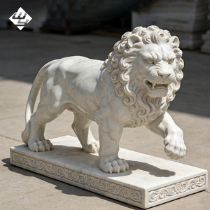 รูปปั้นสิงโตชายหินอ่อนสีขาวสไตล์ยุโรป ขัดเงาด้วยมือ งานแกะสลักหานไป๋หยู รูปปั้นสิงโตทรงพลัง สำหรับตกแต่งสวนสาธารณะหรือวิลล่ากลางแจ้ง - Product Image 2
