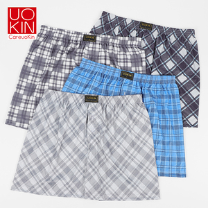 <span class=keywords><strong>Para</strong></span> UOKIN Factory, venta al por mayor, bóxer de poliéster 100% <span class=keywords><strong>para</strong></span> hombre, pantalones cortos de pierna ancha holgados transpirables con estampado a cuadros informales de talla grande - Product Image 1