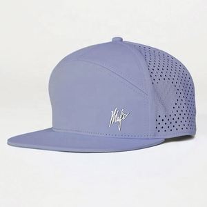 Casquette de baseball respirante imperméable à 7 panneaux perforés au laser, logo brodé personnalisé, casquette de sport performante à visière plate, fermeture snapback - Product Image 5