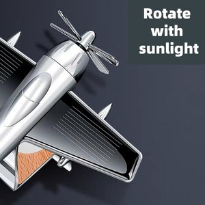 Ambientador de Coche con Forma de Avión Solar, Difusor de Aceites Esenciales, Adorno Aromático para Coche - Product Image 3