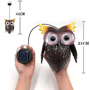 Hibou Motif Rétro Suspendu Lanterne Solaire En Métal Lumières Lampe Ornement Extérieur Lumières pour Cour Jardin - Product Image 5
