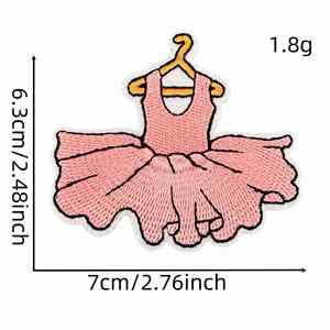 Parches Bordados Termoadhesivos de Bailarina con Diseño de Chica Bailando Ballet - Product Image 5