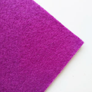 Prix bon marché <span class=keywords><strong>extérieur</strong></span> bon marché imperméable rouge plaine tapis d'exposition tapis non tissé - Product Image 6