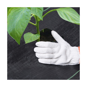 Couvre-sol agricole en géotextile tissé PP stabilisé aux UV Tapis anti-herbe pour le contrôle des mauvaises herbes <span class=keywords><strong>Plantes</strong></span> en rouleau de tissu noir - Product Image 2