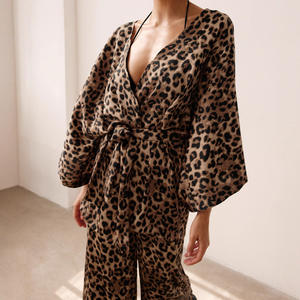 Conjunto de Pijamas de Lujo para Mujer <span class=keywords><strong>en</strong></span> Existencia, 2 Piezas, Ropa de Dormir, Estampado de Leopardo, Camisones Sedosos, Ropa de Estar <span class=keywords><strong>en</strong></span> Casa - Product Image 2