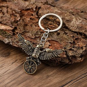 Llavero Vikingo Retro con Runa de Cuervo Negro, Estilo Nórdico Noruego, Gótico Místico Vintage, Llavero Místico Vikingo con Águila - Product Image 4