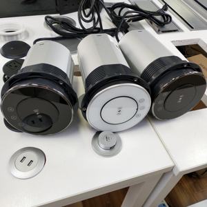 Nouveau Design IP65 3 gang 13A ROYAUME-UNI prise <span class=keywords><strong>de</strong></span> courant USB-C wifi maison intelligente bureau motorisé chargement sans fil prise <span class=keywords><strong>de</strong></span> tour avec LA lumière MENÉE - Product Image 5