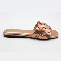 Sandales de plage de luxe pour femmes de marque de créateur, chaussures de mode de haute qualité, pantoufles de vacances pour femmes, vente en gros, durables