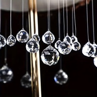 Vente en gros de boules prismatiques en verre de cristal décoratives, écologiques, personnalisables en couleur, de différentes tailles, pour lustres et décoration intérieure