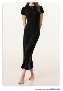 Abito Lungo Maxi Semplice 2026, T-Shirt Lunga con Spacco, Casual Estivo, Aderente, Tinta Unita, in Cotone per Donne - Product Image 3