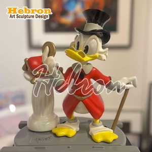 Escultura de Arte Popular Personalizada, Estatua de Fibra de Vidrio <span class=keywords><strong>del</strong></span> Pato Monopolio, Tío Scrooge, para Decoración <span class=keywords><strong>del</strong></span> Hogar o Galería de Arte - Product Image 3
