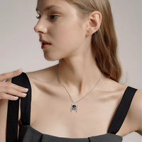 Bijoux sur le thème gothique Collier pendentif araignée en cristal noir oxydé en argent sterling 925