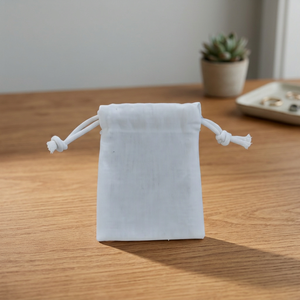 Petite pochette réutilisable en coton naturel écologique de grande capacité avec cordon de serrage et votre logo personnalisé - Product Image 1