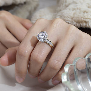 Anillo de Compromiso Messi Jewelry MSR-1769 de Oro de 18K con Diamante Cultivado en Laboratorio, Corte Redondo, para Mujer - Product Image 6