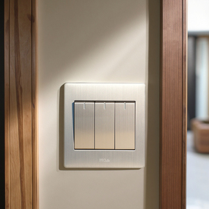 Nouveaux produits <span class=keywords><strong>MGA</strong></span> en gros, vente chaude, interrupteur mural à bascule 250V 3 gangs 2 voies, haute qualité et normes élevées avec logo personnalisé - Product Image 4